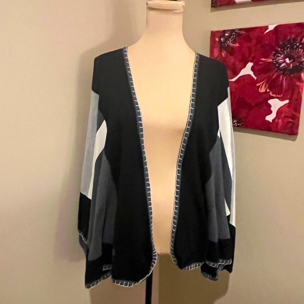 cAbi Wing Sleeve Cape, one size listed